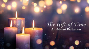 Advent Retreat graphic Web Four purple candle burning surrounded by glowing orbs